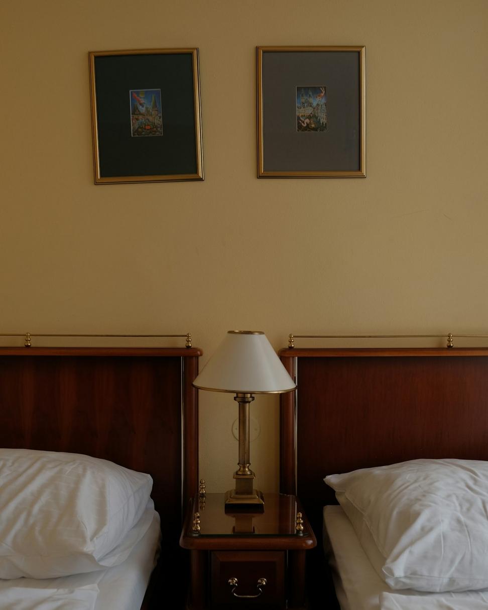 Standard Queen Room